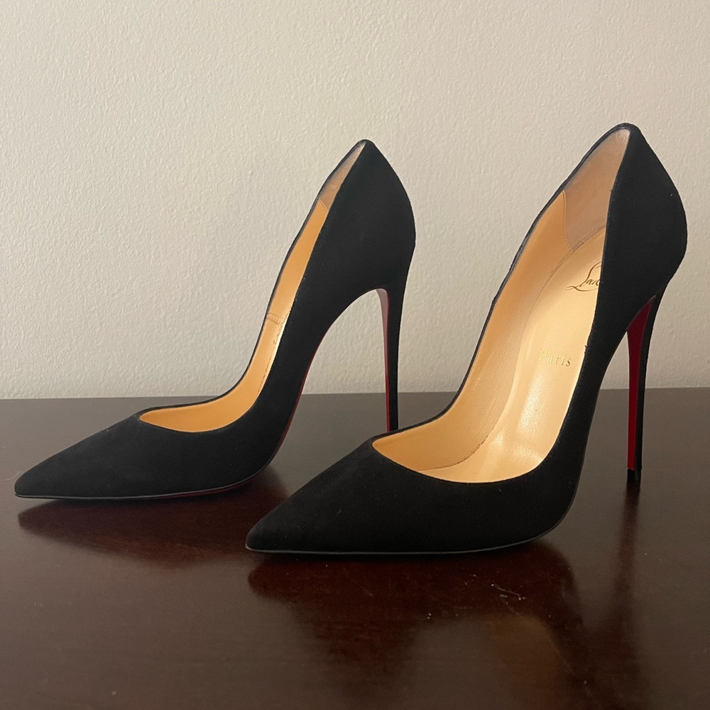 NEW Christian Louboutin So Kate Heels IN EU 39.5 or US 9